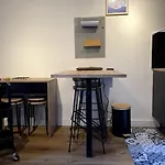 Classe 3 Etoiles Tres Bien Situe Διαμέρισμα *