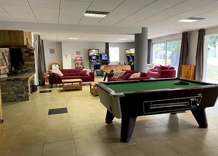 아파트 Classe 3 Etoiles Tres Bien Situe